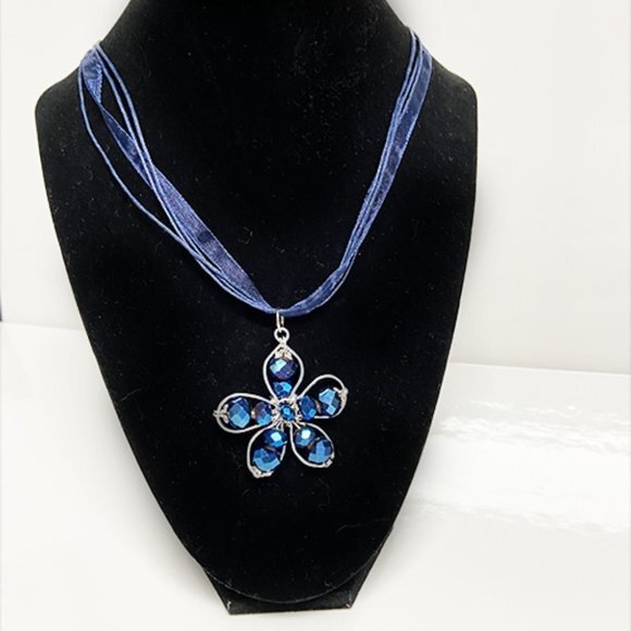 Stainless Steel Wire Flower Pendant Hand Crafted by Artisan - Picture 3 of 7